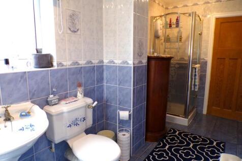 MiriamSt28bath2.JPG