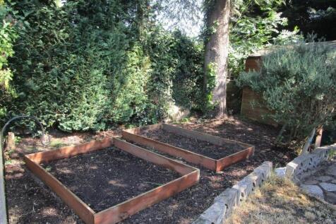 SomersetRd24gdn2.jpg