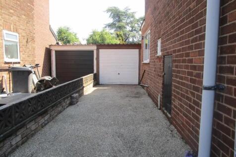 SomersetRd24gdn11.jpg