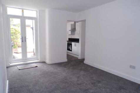 OldhamRd74din2.JPG