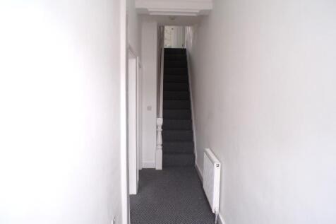 OldhamRd74hall.JPG