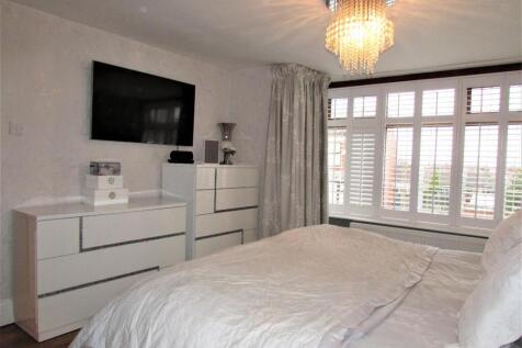 ARE324bedd1.JPG