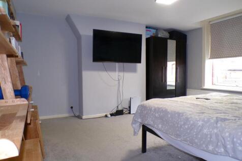HultonSt47bedd1.JPG