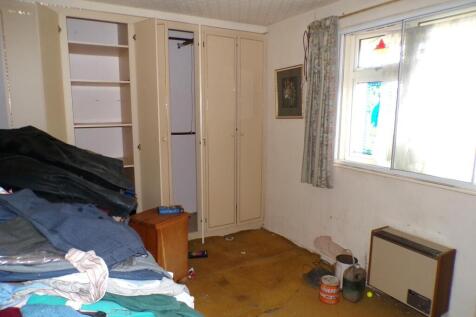 CloughRd66bed1.JPG