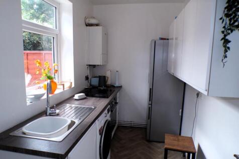 TrevorDr2Kitchen.JPG