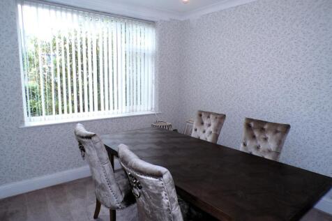 TrevorDr2DiningRoom.JPG