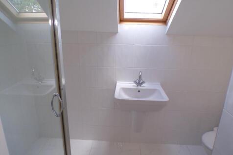 TeasdaleCl76ensuite.JPG