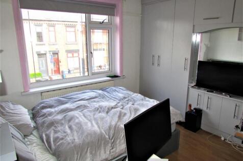 RomanRd102bed2.JPG