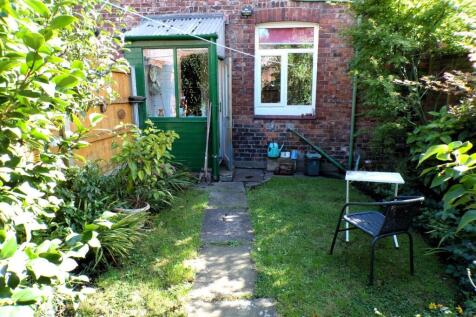 Garden (4).JPG