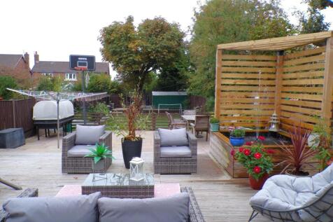 AshtonRd74gdn1.JPG