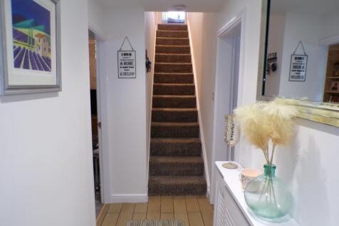 AshtonRd74hall.JPG