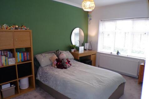 AshtonRd74bed3.JPG