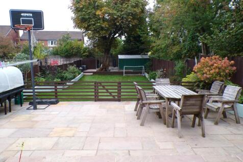 AshtonRd74gdn3.JPG