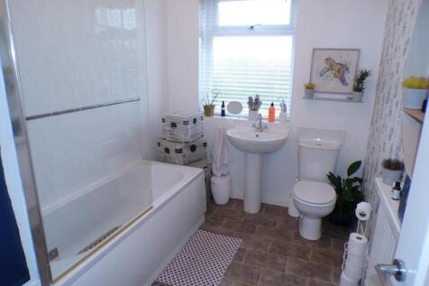 ARE319bath.JPG