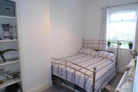 ARE319bed2.JPG