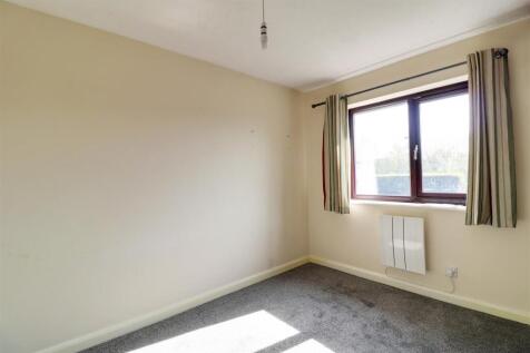 REAR BEDROOM TWO measuring