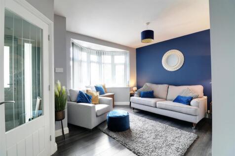 FRONT LOUNGE/SITTING ROOM measuring