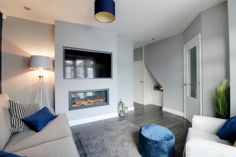 FRONT LOUNGE/SITTING ROOM measuring