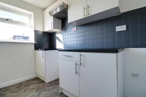 kitchen 1.jpg