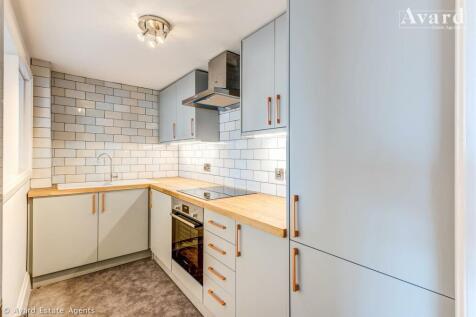 Flat 9, 53-54 Regency Square-18.jpg