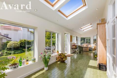 Dyke Road 269 Flat 1-18.JPG