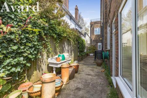 Dyke Road 269 Flat 1-21.JPG