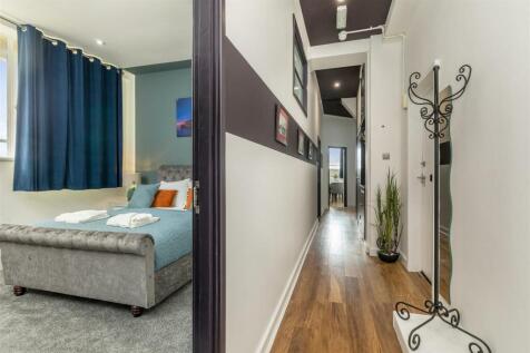 Embassy Court, Flat 3-48.JPG
