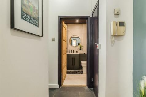 Embassy Court, Flat 3-38.JPG