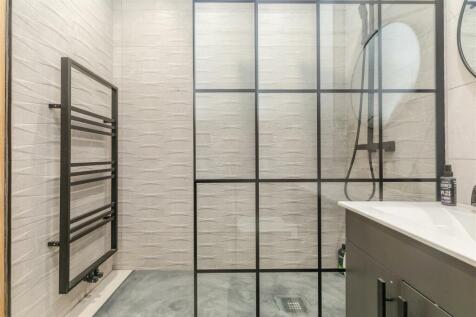Embassy Court, Flat 3-36.JPG
