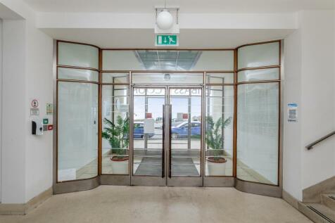 Embassy Court, Flat 3-66.JPG