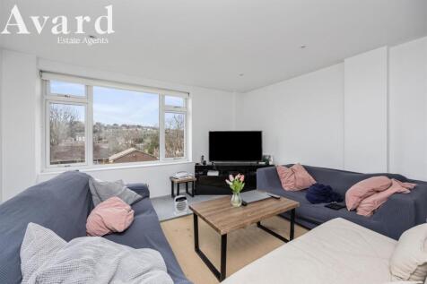 Varndean Drive_Monterey Court_Flat 9-009.jpg