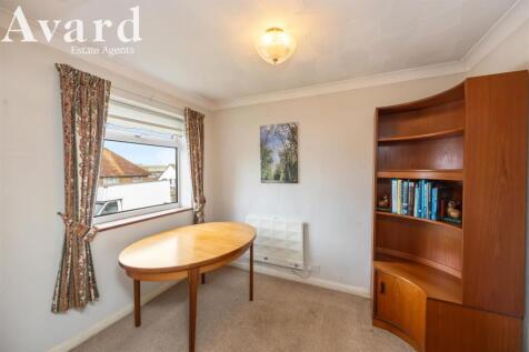 Elsted Crescent, 8-006.jpg