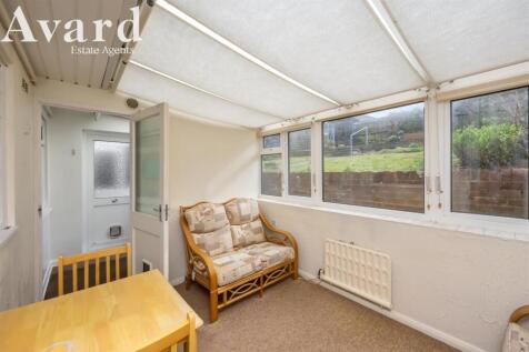 Elsted Crescent, 8-009.jpg