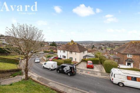 Elsted Crescent, 8-011.jpg