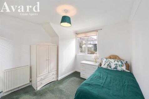 Elsted Crescent, 8-012.jpg