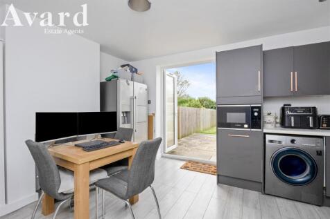 Craignair Avenue, 15-004.jpg