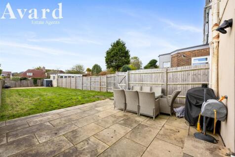 Craignair Avenue, 15-015.jpg