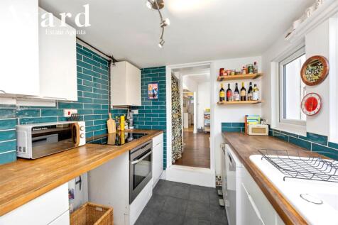 Roundhill Crescent, 78a-009.JPG