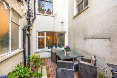 Brunswick Place, 49A-008.JPG