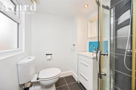 Winchester Street, 10-008.JPG