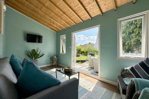 Summer House