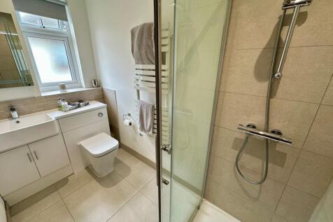 En-suite Bedroom Three