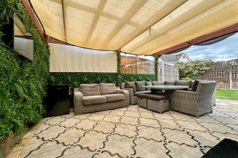 Covered patio area
