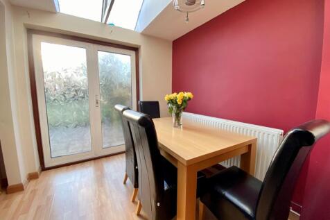 Breakfast room