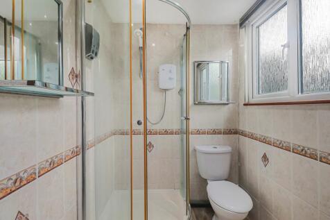 First Floor Bathroom