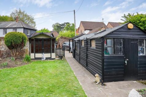 Garage/Workshop