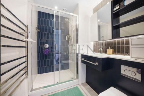Main en-suite