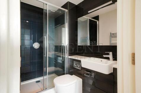 Main en-suite