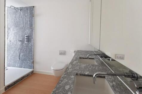 Main en-suite