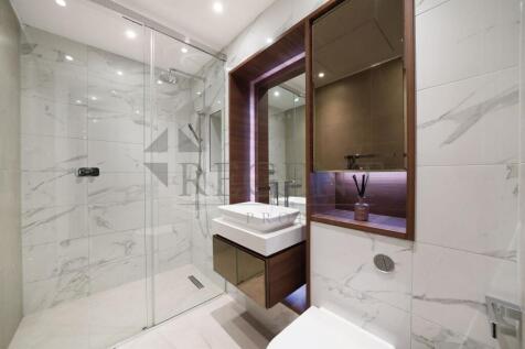 Main en-suite
